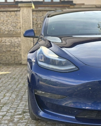 Tesla Model 3 cena 124900 przebieg: 139000, rok produkcji 2019 z Nowy Sącz małe 232